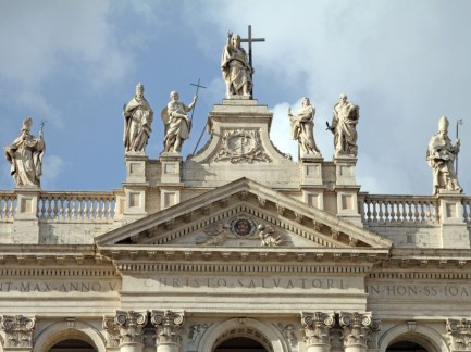 Wat is een kerkgebouw?  [Joh. 2, 13-22]